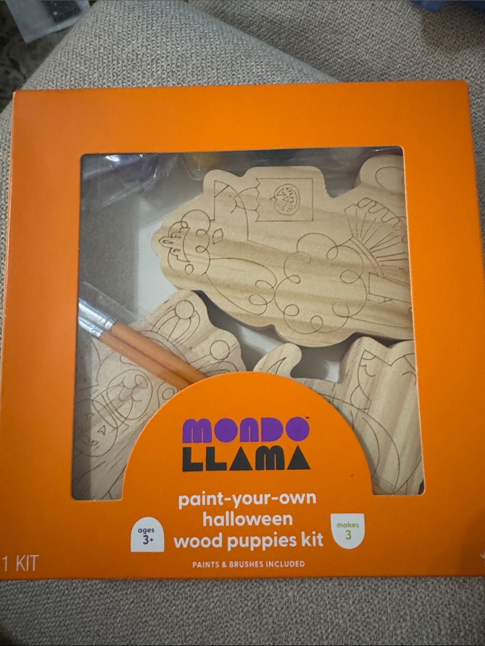 MONDO LLAMA Orange Paint-Your-Own Halloween Wood Puppies Kit